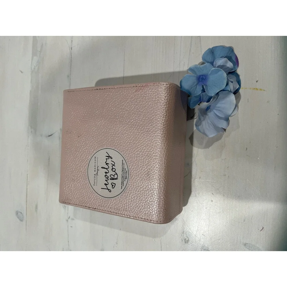 Taylor Madison‎ Designs Jewelry Box Travel Case Organizer Pink Faux Leather